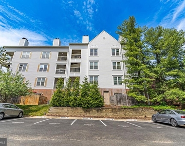 273 S Pickett Street - Photo Thumbnail 19