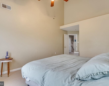 273 S Pickett Street - Photo Thumbnail 14