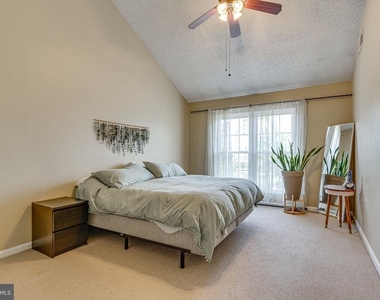 273 S Pickett Street - Photo Thumbnail 13
