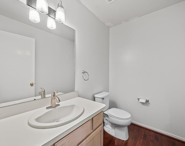 1696 Reserve Court - Photo Thumbnail 10