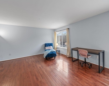 1696 Reserve Court - Photo Thumbnail 7