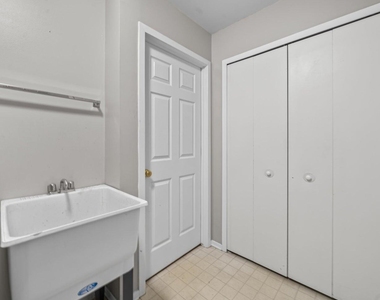 1696 Reserve Court - Photo Thumbnail 12