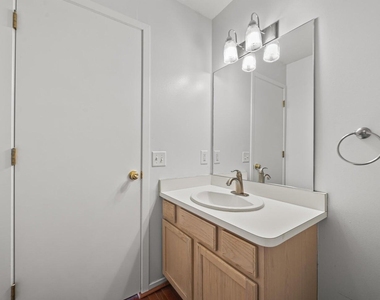 1696 Reserve Court - Photo Thumbnail 11