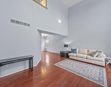 1696 Reserve Court - Photo Thumbnail 4