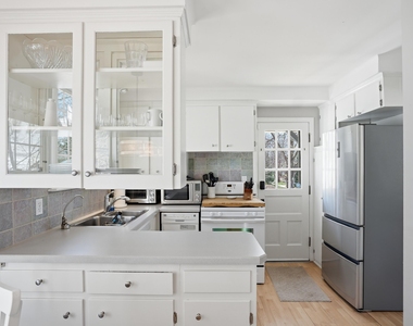 1102 Arborview Boulevard - Photo Thumbnail 30