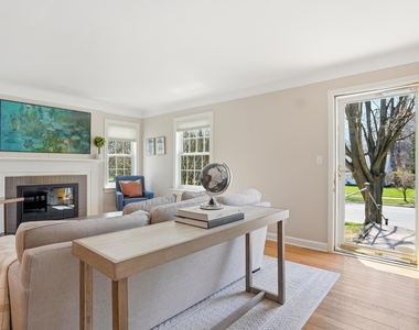 1102 Arborview Boulevard - Photo Thumbnail 22