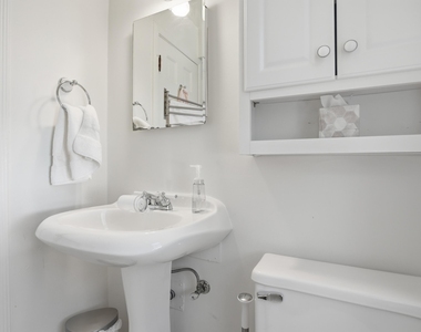 1102 Arborview Boulevard - Photo Thumbnail 34