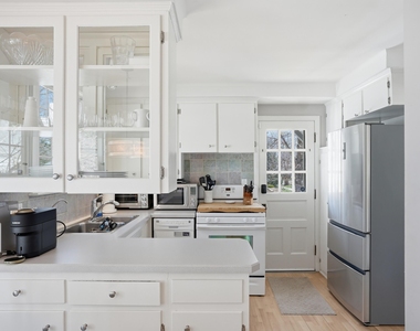 1102 Arborview Boulevard - Photo Thumbnail 25