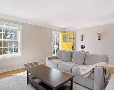1102 Arborview Boulevard - Photo Thumbnail 20