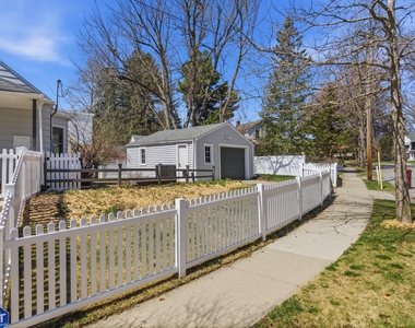 1102 Arborview Boulevard - Photo Thumbnail 10