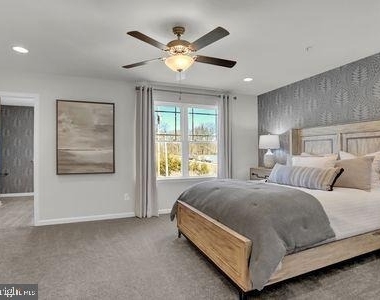 155 Sussex Place - Photo Thumbnail 10