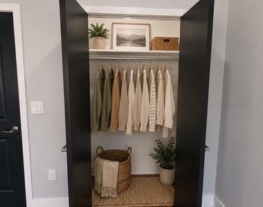 2432 E Clearfield Street - Photo Thumbnail 8