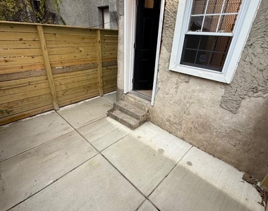 2040 N Darien Street - Photo Thumbnail 46