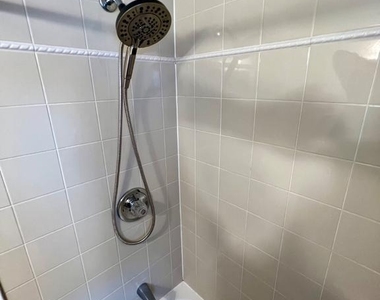 2040 N Darien Street - Photo Thumbnail 18