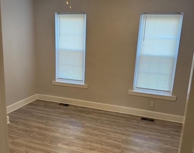 2040 N Darien Street - Photo Thumbnail 32