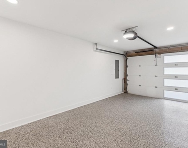 739 N Capitol Street - Photo Thumbnail 31