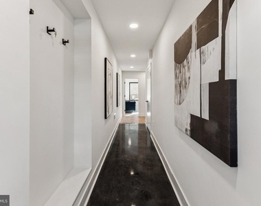 739 N Capitol Street - Photo Thumbnail 29