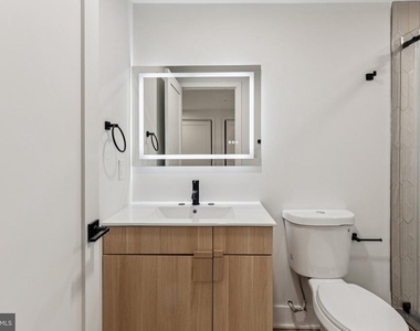 739 N Capitol Street - Photo Thumbnail 33