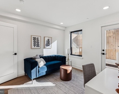 739 N Capitol Street - Photo Thumbnail 25