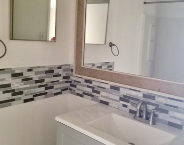 2812 Saxton Road - Photo Thumbnail 3