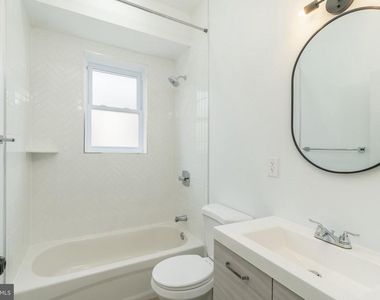 5758 Spruce Street - Photo Thumbnail 9