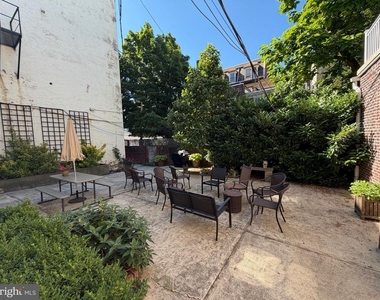1504 Mount Vernon Street - Photo Thumbnail 9