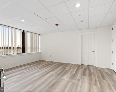 7040 Oxford Avenue - Photo Thumbnail 27