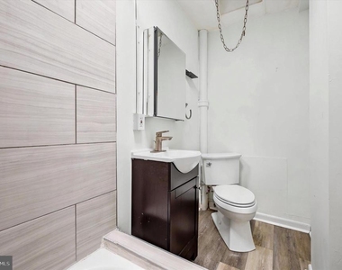 135 S 10th Street - Photo Thumbnail 14