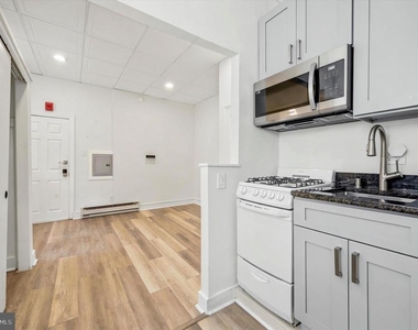 135 S 10th Street - Photo Thumbnail 10