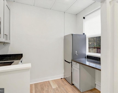 135 S 10th Street - Photo Thumbnail 12