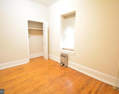 235 W Rittenhouse Street - Photo Thumbnail 3