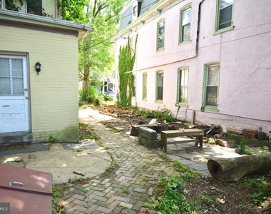 235 W Rittenhouse Street - Photo Thumbnail 8