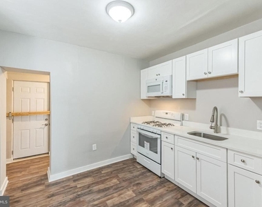 3533 Joyce Street - Photo Thumbnail 7