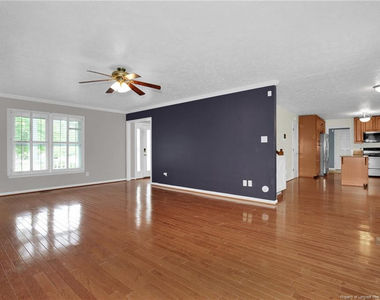 853 Foxcroft Drive - Photo Thumbnail 9