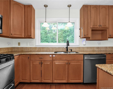 853 Foxcroft Drive - Photo Thumbnail 15