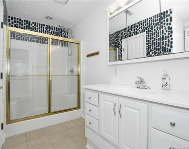 853 Foxcroft Drive - Photo Thumbnail 29
