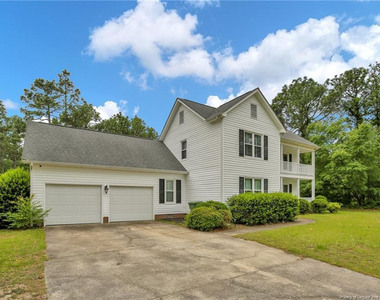 853 Foxcroft Drive - Photo Thumbnail 1