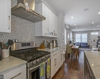 1259 S 19th Street - Photo Thumbnail 8