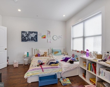 1259 S 19th Street - Photo Thumbnail 12