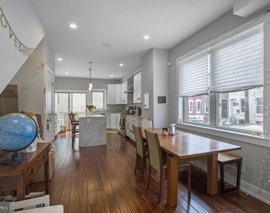 1259 S 19th Street - Photo Thumbnail 3