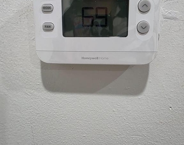 1712 N Lindenwood Street - Photo Thumbnail 13