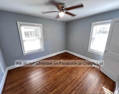 600 Glenville Avenue - Photo Thumbnail 11
