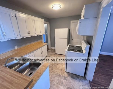 600 Glenville Avenue - Photo Thumbnail 4