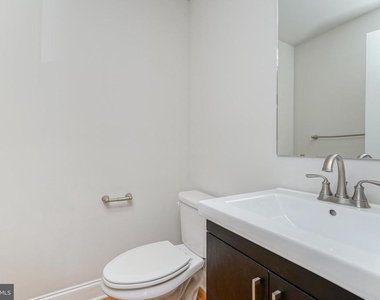 2332 Ellsworth Street - Photo Thumbnail 9