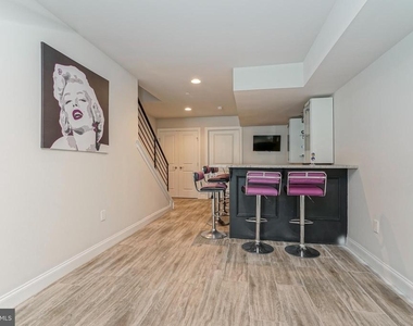 2332 Ellsworth Street - Photo Thumbnail 11
