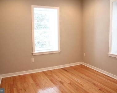2023 Brown Street - Photo Thumbnail 11