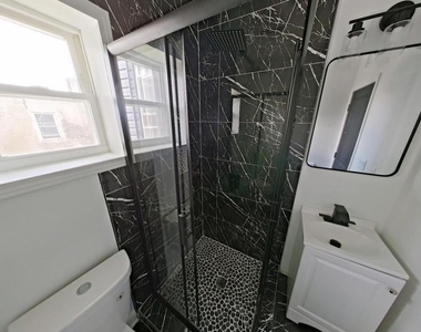 3510 N Mascher Street - Photo Thumbnail 5