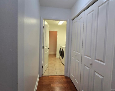 127 Nandina Court - Photo Thumbnail 25