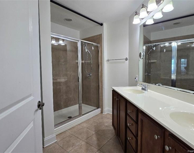 127 Nandina Court - Photo Thumbnail 23