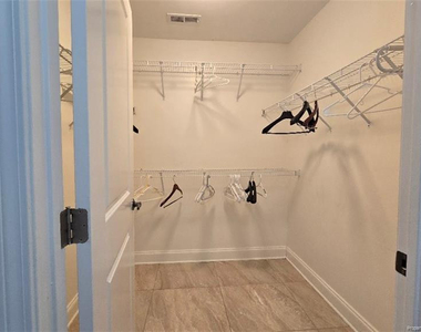 127 Nandina Court - Photo Thumbnail 22